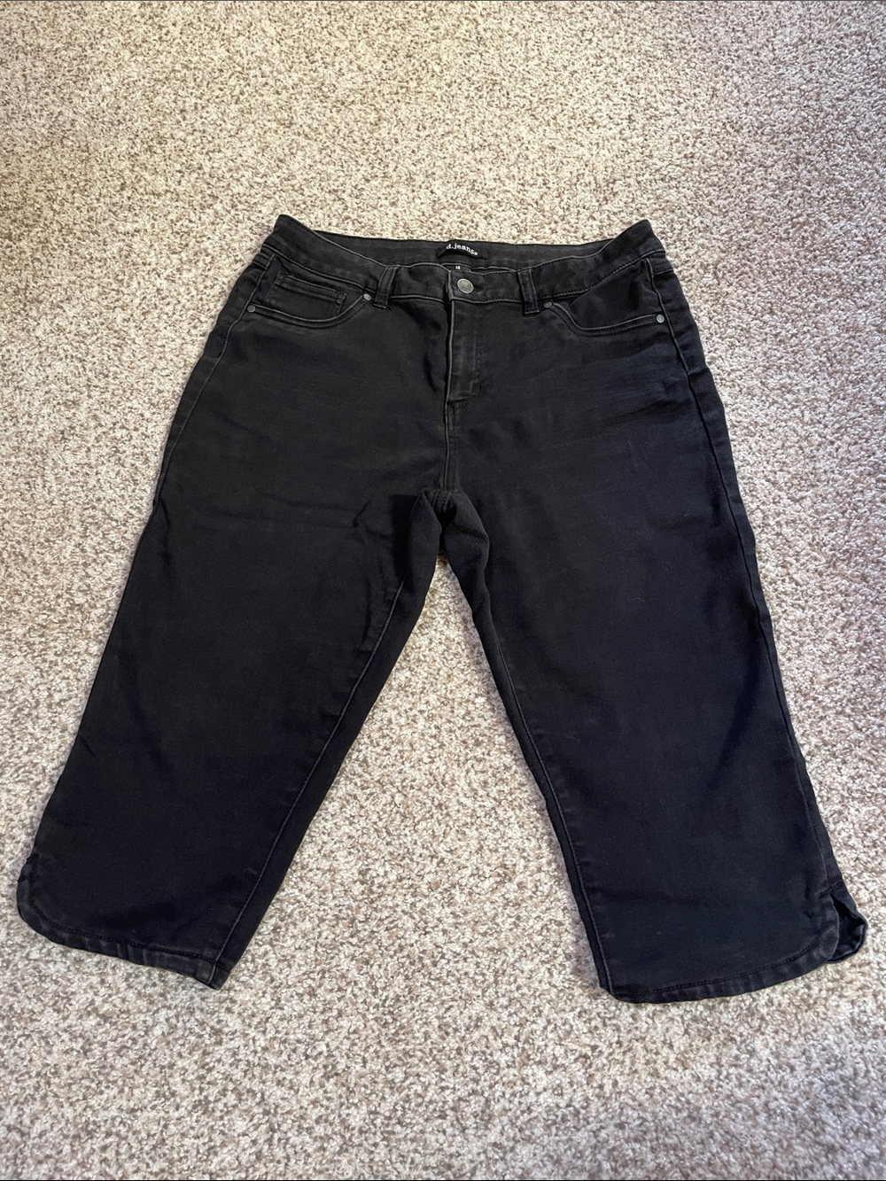 d. jeans Black High-Rise Straight Crop Capri Jeans size 14